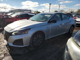 2024 Nissan Altima 2.5 SV with VIN 1N4BL4DV5RN341221, listed as a Copart auction lot 80321924 with 24,725 mi miles and Salvage Title. Bid and sale history available at carsss.com. Image 1.