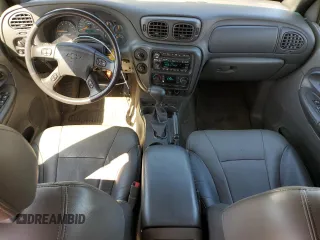 2002 Chevrolet TrailBlazer LTZ with VIN 1GNDT13S322212983, listed as a Copart auction lot 53608405 with 107,187 mi miles and Salvage Title. Bid and sale history available at DreamBid. Image 8.