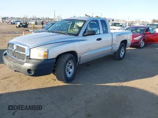 2006 Dodge Dakota ST with VIN 1D7HE22KX6S533152, listed as a IAAI auction lot 41778438 with 128,249 mi miles and . Bid and sale history available at DreamBid. Image 2.