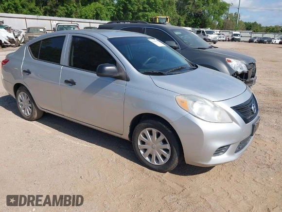 2014 Nissan Versa SV with VIN 3N1CN7AP3EL844288, listed as a IAAI auction lot 42038825 with 135,942 mi miles and . Bid and sale history available at carsss.com. Image 1.