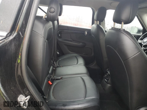 2022 MINI Countryman Cooper z VIN WMZ23BR04N3N59815, wystawiony jako Copart lot #57962985 z przebiegiem 55 589 mil mil oraz Czysty tytuł • Clean title. Historia ofert i sprzedaży dostępna na DreamBid. Obrazek 10.