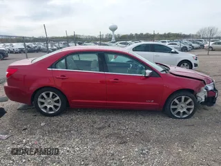 2007 Lincoln MKZ z VIN 3LNHM26T27R670949, wystawiony jako IAAI lot #42033366 z przebiegiem 135 941 mil mil oraz . Historia ofert i sprzedaży dostępna na DreamBid. Obrazek 14.
