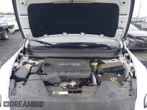 2018 Jeep Cherokee Trailhawk with VIN 1C4PJMBBXJD567022, listed as a IAAI auction lot 41834618 with 41,017 mi miles and . Bid and sale history available at DreamBid. Image 10.