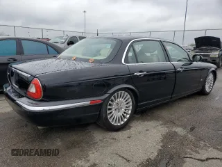 2006 Jaguar XJ Vanden Plas with VIN SAJWA82B96SH00699, listed as a Copart auction lot 55290355 with 192,937 mi miles and Clean Title. Bid and sale history available at DreamBid. Image 3.