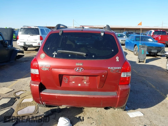 2005 Hyundai Tucson GL with VIN KM8JM12B75U108866, listed as a IAAI auction lot 41218960 with 111,319 mi miles. Bid and sale history available at carsss.com. Image 16.