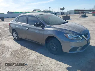2017 Nissan Sentra SL z VIN 3N1AB7AP4HY318081, wystawiony jako IAAI lot #41825206 z przebiegiem 88 395 mil mil oraz . Historia ofert i sprzedaży dostępna na DreamBid. Obrazek 1.