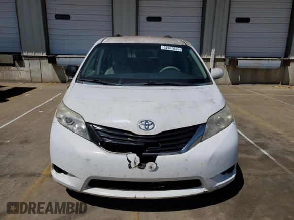 2014 Toyota Sienna LE AAS with VIN 5TDKK3DC5ES527044, listed as a Copart auction lot 52445695 with 162,664 mi miles and Clean Title. Bid and sale history available at carsss.com. Image 5.