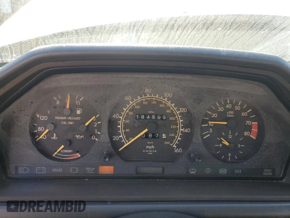 1990 Mercedes-Benz 300 CE с VIN WDBEA51D0LB167029, выставлен на аукционе Copart как лот 68581534 с пробегом 184 595 миль миль и Списание • Salvage title. История ставок и продаж доступна на DreamBid. Изображение 9.