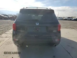2023 Honda Passport EX-L with VIN 5FNYF8H58PB009525, listed as a Copart auction lot 44645365 with 30,582 mi miles and Salvage Title. Bid and sale history available at carsss.com. Image 6.