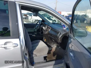 2005 Mazda MPV LX with VIN JM3LW28A550546540, listed as a IAAI auction lot 41174485 with 1 mi miles. Bid and sale history available at carsss.com. Image 5.