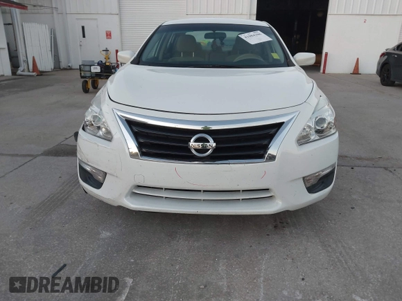 2015 Nissan Altima S with VIN 1N4AL3AP5FN398882, listed as a IAAI auction lot 41084306 with 218,977 mi miles and . Bid and sale history available at DreamBid. Image 12.