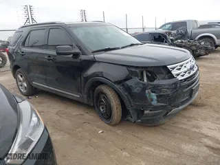 2019 Ford Explorer XLT with VIN 1FM5K7D87KGB38214, listed as a IAAI auction lot 41093334 with 114,985 mi miles. Bid and sale history available at carsss.com. Image 1.