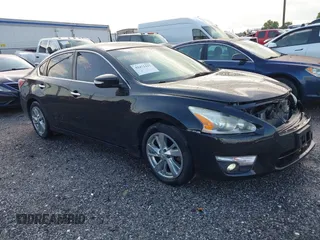 2013 Nissan Altima SL with VIN 1N4AL3AP0DC906605, listed as a IAAI auction lot 42471415 with 136,876 mi miles and . Bid and sale history available at DreamBid. Image 1.