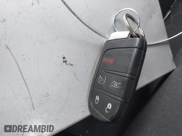 2018 Jeep Compass Latitude with VIN 3C4NJCBB8JT124640, listed as a IAAI auction lot 42182791 with 179,376 mi miles and . Bid and sale history available at DreamBid. Image 11.