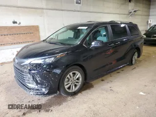 2025 Toyota Sienna XLE z VIN 5TDJSKFC6SS172710, wystawiony jako Copart lot #55451105 z przebiegiem 5 186 mil mil oraz Czysty tytuł • Clean title. Historia ofert i sprzedaży dostępna na DreamBid. Obrazek 1.