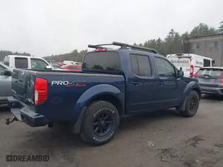 2011 Nissan Frontier PRO-4X with VIN 1N6AD0EV8BC435649, listed as a IAAI auction lot 41922791 with 203,928 mi miles. Bid and sale history available at carsss.com. Image 13.