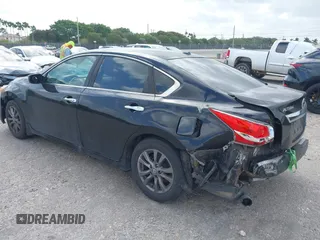 2015 Nissan Altima S with VIN 1N4AL3AP6FN923075, listed as a IAAI auction lot 41914828 with 120,358 mi miles and . Bid and sale history available at DreamBid. Image 3.