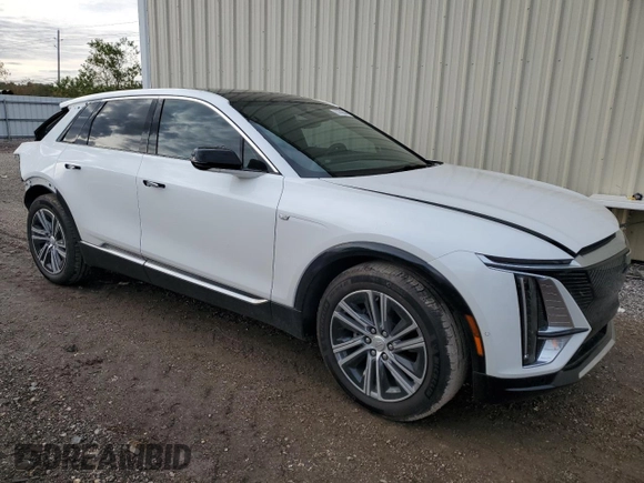 2024 Cadillac LYRIQ Luxury z VIN 1GYKPSRK6RZ121087, wystawiony jako Copart lot #83309844 z przebiegiem 3038 mil mil oraz Szkody całkowita. Historia ofert i sprzedaży dostępna na DreamBid. Obrazek 4.
