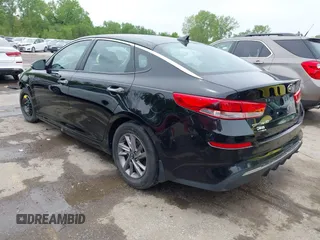 2020 Kia Optima LX с VIN 5XXGT4L34LG427476, выставлен на аукционе IAAI как лот 42117451 с пробегом 73 560 миль миль и . История ставок и продаж доступна на DreamBid. Изображение 3.