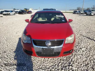 2011 Volkswagen Eos Komfort with VIN WVWBW7AH8BV003481, listed as a Copart auction lot 83985554 with 123,299 mi miles and Salvage Title. Bid and sale history available at DreamBid. Image 5.