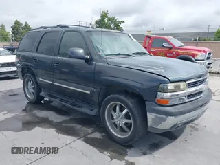 2004 Chevrolet Tahoe LS z VIN 1GNEC13T84J316407, wystawiony jako IAAI lot #42245968 z przebiegiem 185 135 mil mil oraz . Historia ofert i sprzedaży dostępna na DreamBid. Obrazek 1.