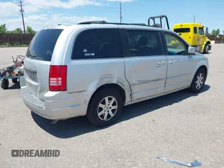 2008 Chrysler Town & Country Touring with VIN 2A8HR54P98R791104, listed as a IAAI auction lot 42485737 with 172,260 mi miles and . Bid and sale history available at DreamBid. Image 4.