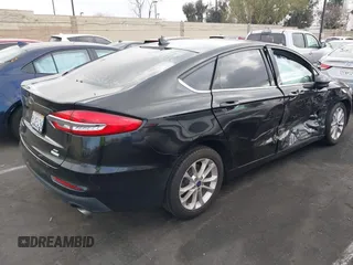 2020 Ford Fusion SE with VIN 3FA6P0HD6LR113376, listed as a IAAI auction lot 41797801 with 51,928 mi miles. Bid and sale history available at carsss.com. Image 4.