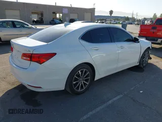 2020 Acura TLX with VIN 19UUB1F3XLA014040, listed as a IAAI auction lot 42385420 with 140,740 mi miles and . Bid and sale history available at DreamBid. Image 4.