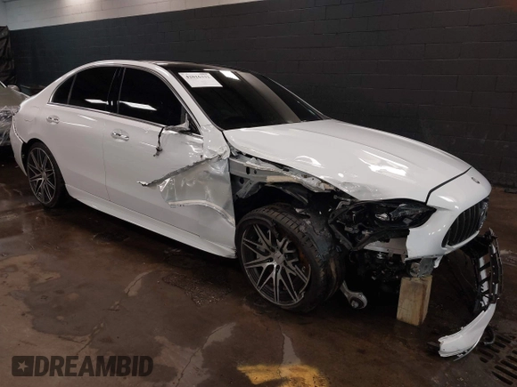 2024 Mercedes-Benz C 43 AMG z VIN W1KAF8HB8RR161248, wystawiony jako IAAI lot #42016332 z przebiegiem 3 161 mil mil oraz . Historia ofert i sprzedaży dostępna na DreamBid. Obrazek 6.