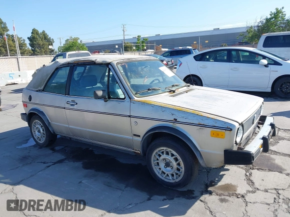 1985 Volkswagen Golf с VIN WVWCA0158FK023995, выставлен на аукционе IAAI как лот 42141623 с пробегом 101 111 миль миль и . История ставок и продаж доступна на DreamBid. Изображение 1.