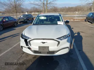 2023 Ford Mustang Mach-E Select с VIN 3FMTK1SS2PMA14383, выставлен на аукционе IAAI как лот 41294109 с пробегом 18 346 миль миль и . История ставок и продаж доступна на DreamBid. Изображение 12.