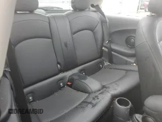2017 MINI Hardtop Cooper с VIN WMWXP5C30H2F61148, выставлен на аукционе Copart как лот 59257925 с пробегом 61 446 миль миль и Списание • Salvage title. История ставок и продаж доступна на DreamBid. Изображение 10.