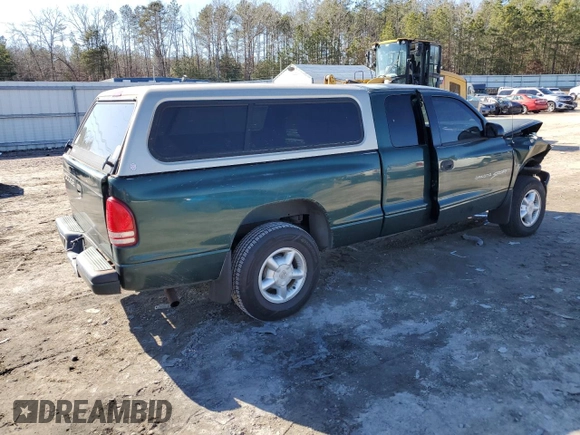 2000 Dodge Dakota Sport with VIN 1B7GL22N6YS786218, listed as a Copart auction lot 46220045 with 289,464 mi miles and Salvage Title. Bid and sale history available at carsss.com. Image 3.