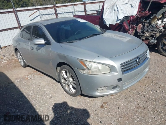 2013 Nissan Maxima S z VIN 1N4AA5AP3DC806046, wystawiony jako IAAI lot #41811071 z przebiegiem 202 241 mil mil oraz . Historia ofert i sprzedaży dostępna na DreamBid. Obrazek 1.
