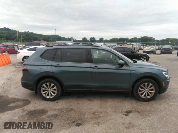 2019 Volkswagen Tiguan S z VIN 3VV1B7AXXKM121963, wystawiony jako IAAI lot #40076115 z przebiegiem 167 540 mil mil oraz . Historia ofert i sprzedaży dostępna na DreamBid. Obrazek 12.
