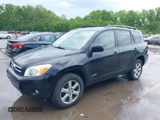 2007 Toyota RAV4 Limited с VIN JTMBD31V875055950, выставлен на аукционе IAAI как лот 42153526 с пробегом 157 554 миль миль и . История ставок и продаж доступна на DreamBid. Изображение 2.