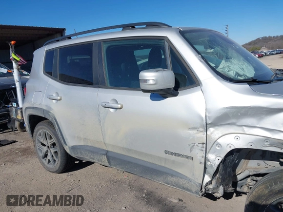 2018 Jeep Renegade Latitude z VIN ZACCJBBB3JPG88611, wystawiony jako IAAI lot #41412279 z przebiegiem 78 929 mil mil oraz . Historia ofert i sprzedaży dostępna na DreamBid. Obrazek 13.