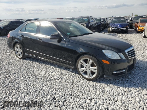 2013 Mercedes-Benz E 350 Luxury with VIN WDDHF5KB8DA745291, listed as a Copart auction lot 80461614 with 114,695 mi miles and Salvage Title. Bid and sale history available at DreamBid. Image 4.