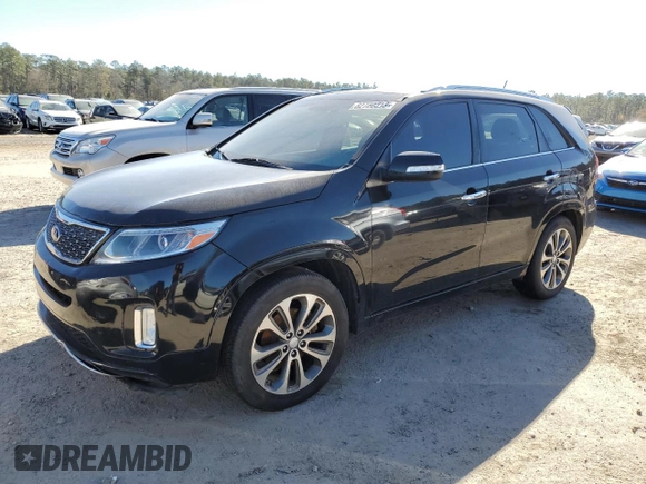 2015 Kia Sorento SX Limited with VIN 5XYKW4A75FG613468, listed as a Copart auction lot 82722313 with 149,001 mi miles and Salvage Title. Bid and sale history available at carsss.com. Image 1.