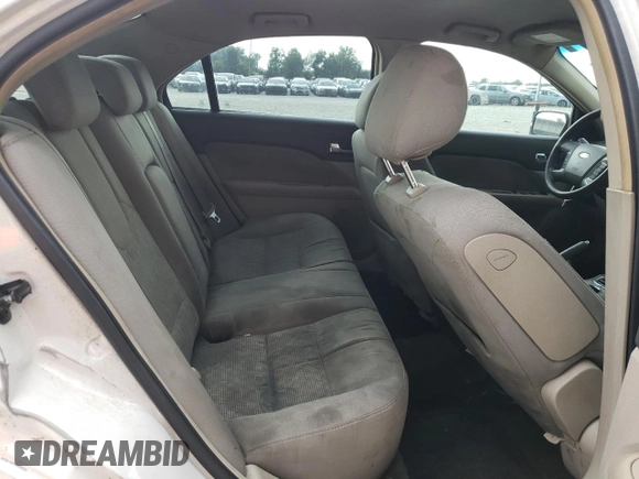 2010 Ford Fusion SE with VIN 3FAHP0HG0AR430215, listed as a Copart auction lot 68219033 with 215,228 mi miles and Non Repairable. Bid and sale history available at DreamBid. Image 10.