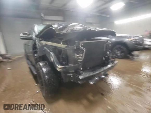 2017 Ram 1500 Sport z VIN 1C6RR7MT0HS755148, wystawiony jako Copart lot #46077115 z przebiegiem 74 061 mil mil oraz Szkoda całkowita • Salvage title. Historia ofert i sprzedaży dostępna na DreamBid. Obrazek 14.