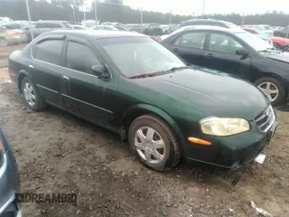 2000 Nissan Maxima GXE z VIN JN1CA31D8YT513765, wystawiony jako IAAI lot #40985842 z przebiegiem 121 607 mil mil oraz . Historia ofert i sprzedaży dostępna na DreamBid. Obrazek 1.