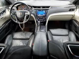 2014 Cadillac XTS Platinum z VIN 2G61W5S8XE9125011, wystawiony jako Copart lot #80532714 z przebiegiem 114 786 mil mil oraz Czysty tytuł • Clean title. Historia ofert i sprzedaży dostępna na DreamBid. Obrazek 8.