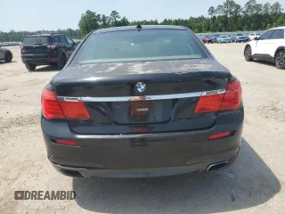 2012 BMW 7 Series 750Li xDrive z VIN WBAKC8C51CC437396, wystawiony jako Copart lot #57177205 z przebiegiem 105 602 mil mil oraz Czysty tytuł • Clean title. Historia ofert i sprzedaży dostępna na DreamBid. Obrazek 6.