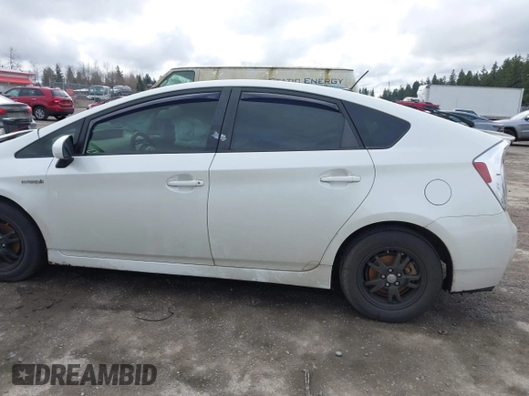 2015 Toyota Prius Four with VIN JTDKN3DU4F0471103, listed as a IAAI auction lot 41766898 with 88,773 mi miles. Bid and sale history available at carsss.com. Image 14.