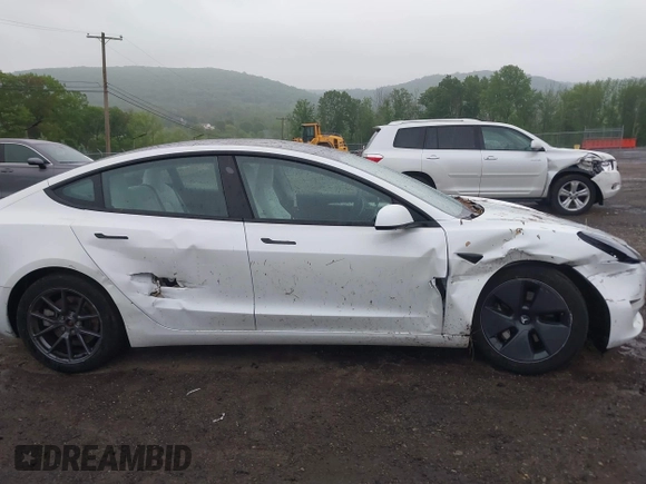 2023 Tesla Model 3 with VIN 5YJ3E1EA2PF626392, listed as a IAAI auction lot 42288413 with 25,605 mi miles and . Bid and sale history available at DreamBid. Image 6.