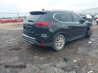 2018 Nissan Rogue SV with VIN 5N1AT2MT0JC763823, listed as a IAAI auction lot 42113399 with 85,899 mi miles and . Bid and sale history available at carsss.com. Image 4.