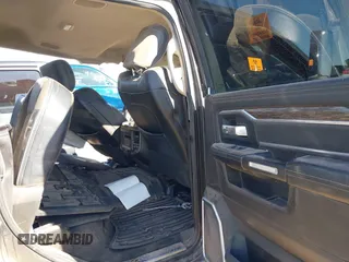 2019 Ram 2500 Laramie with VIN 3C6UR5FL3KG595244, listed as a IAAI auction lot 41849851 with Not Provided miles. Bid and sale history available at carsss.com. Image 8.