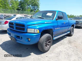 2001 Dodge 1500 z VIN 1B7HF13Z11J192882, wystawiony jako IAAI lot #42409851 z przebiegiem 114 905 mil mil oraz . Historia ofert i sprzedaży dostępna na DreamBid. Obrazek 2.