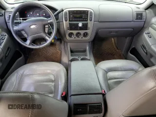 2004 Ford Explorer XLT с VIN 1FMDU73WX4UB34247, выставлен на аукционе Copart как лот 57212585 с пробегом 252 052 миль миль и Списание • Salvage title. История ставок и продаж доступна на DreamBid. Изображение 8.